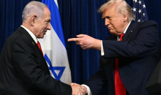 Benamin Netanyahu et Donald Trump à Palm Beach, aux Etats-Unis, le 29 décembre 2025. ( AFP / JIM WATSON )