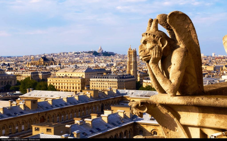 Paris : Jugée trop riche pour vivre dans son HLM