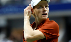 L'Italien Jannik Sinner durant la finale de l'US Open 2025 face à l'Espagnol Carlos Alcaraz le 7 septembre 2025 ( AFP / KENA BETANCUR )