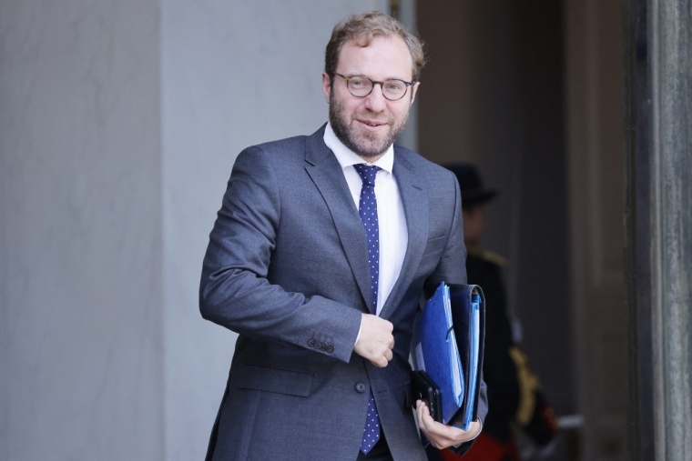 Antoine Armand, ministre de l'Economie, à Paris, le 1er octobre 2024. ( AFP / LUDOVIC MARIN )
