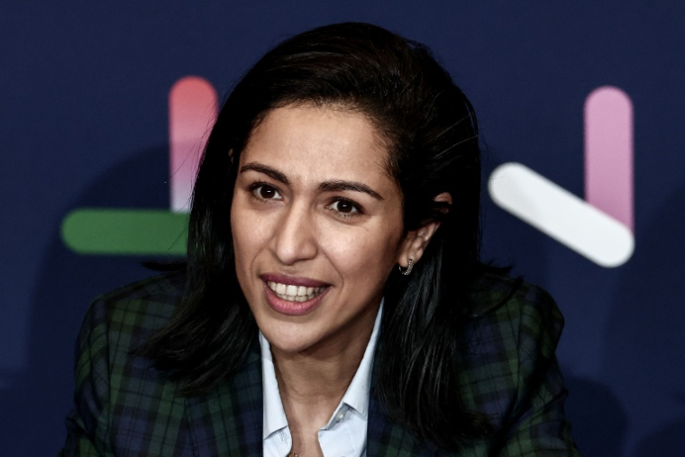 La Haute-commissaire à l'Enfance, Sarah El Haïry, le 23 novembre 2025 à Paris  ( AFP / Thibaud MORITZ )