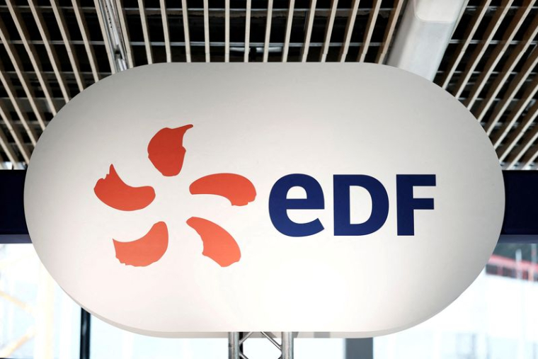 Le logo d'Electricite de France (EDF) est visible à Paris