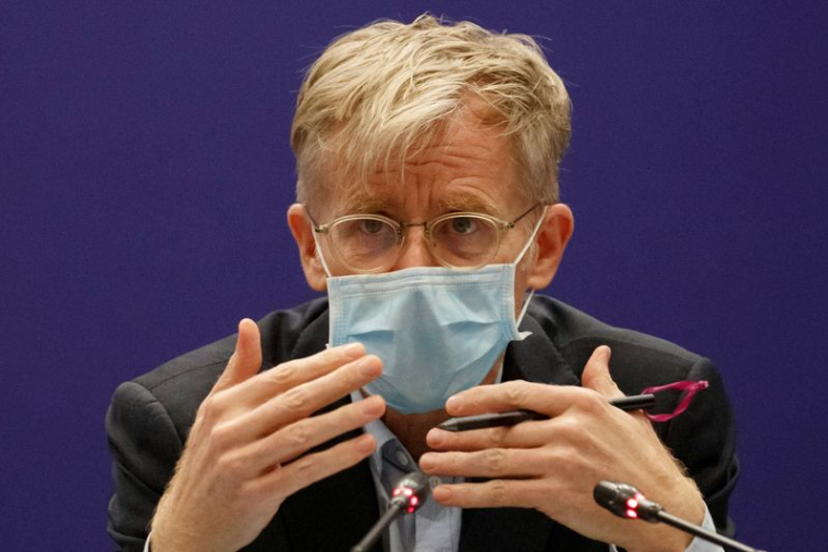 CORONAVIRUS: L'OMS ÉVOQUE UNE VACCINATION DES PERSONNES FRAGILES EN MARS