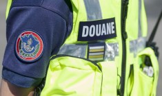Commercialisé sous le nom de Lyrica depuis 20 ans en France, un anti-épileptique, la prégabaline, est depuis quelques années détourné en drogue de rue ou récréative, suscitant une surveillance accrue de la part des autorités sanitaires et des douanes ( AFP / JEAN-CHRISTOPHE VERHAEGEN )
