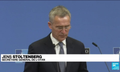 Le déploiement militaire russe, un "moment dangereux pour la sécurité en Europe"