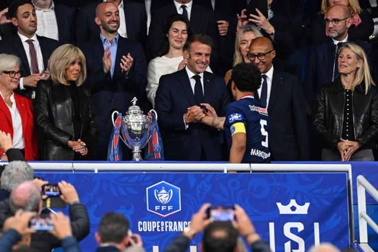 « Champion mon frère ! » Emmanuel Macron célèbre la victoire du PSG