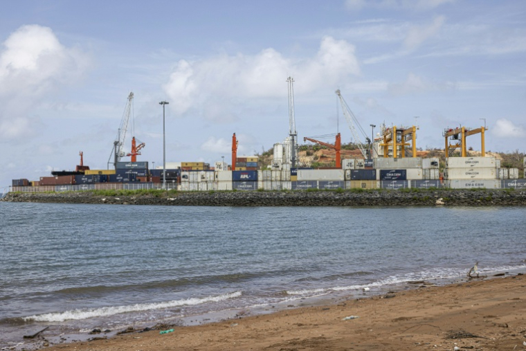 Le port de Longoni, à Mayotte, le 27 décembre 2024 ( AFP / PATRICK MEINHARDT )