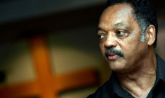 Le révérend Jesse Jackson, figure de la lutte pour les droits civiques aux Etats-Unis, le 25 octobre 2005 à Johannesburg, en Afrique du Sud ( AFP / GIANLUIGI GUERCIA )