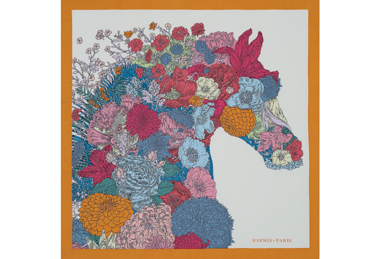 Les carrés Hermès de 190 à 500 euros - Crédit photo : www.hermes.com