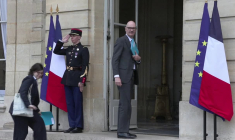 Réunion de ministres à Matignon sur l'économie de guerre