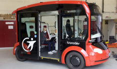 Un prototype de bus autonome de Transdev. (illustration) ( AFP / ERIC PIERMONT )