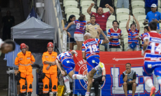 Il blesse son coéquipier en célébrant un but… refusé pour hors-jeu