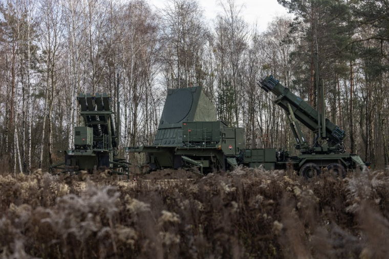 Un système Patriot à Sochaczew, en Pologne. ( AFP / WOJTEK RADWANSKI )