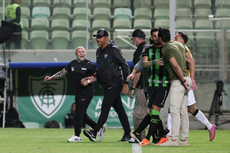 Traité de nain, un ancien de l'OM déclenche une bagarre
