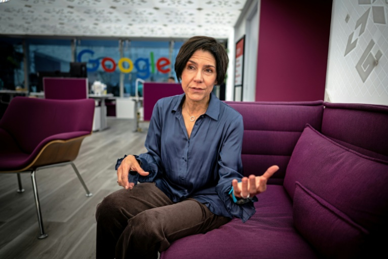 Adriana Noreña, vice-présidente de Google pour l'Amérique hispanophone, lors d'une interview avec l'AFP à Mexico, le 24 septembre 2025 ( AFP / Carl de Souza )