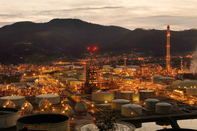 La raffinerie Petronor, détenue par Repsol, est implantée à Muskiz