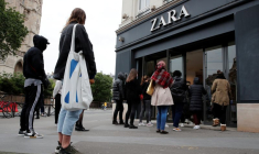 FRANCE: LA PÉRIODE DES SOLDES D'HIVER REPOUSSÉE AU 20 JANVIER