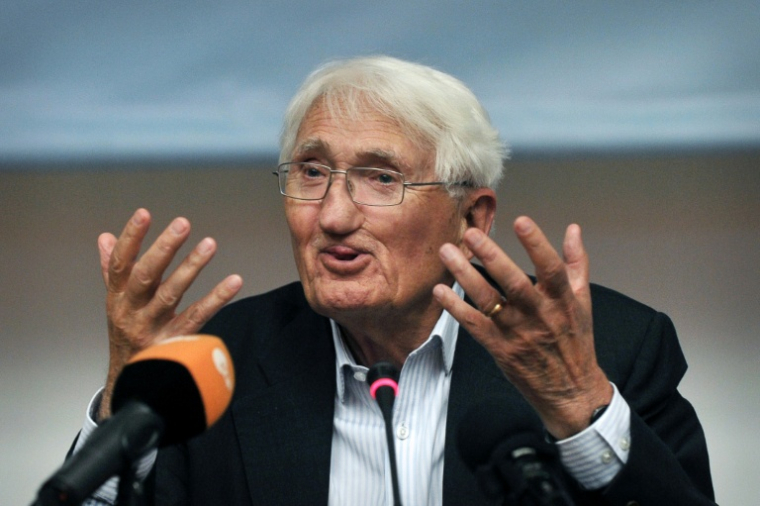 Le philosophe allemand Jürgen Habermas, le 6 août 2013 à Athènes  ( AFP / LOUISA GOULIAMAKI )