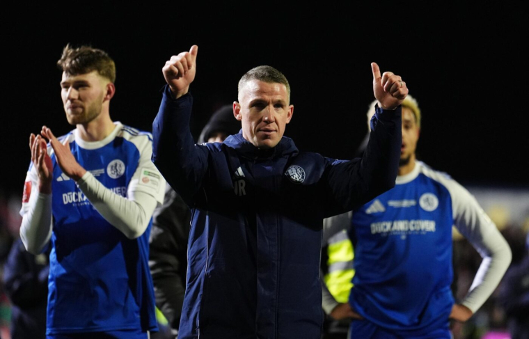 Fin du conte de fées pour Macclesfield en FA Cup