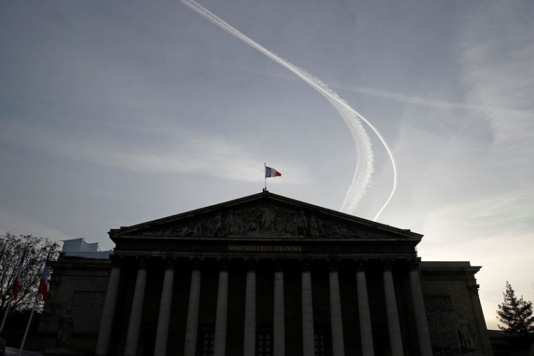 FRANCE: DÉBAT ET VOTE JEUDI AU PARLEMENT SUR LA SITUATION SANITAIRE, SELON MATIGNON