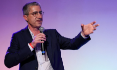 François Ruffin, lors d'un meeting du Front populaire 2027, Paris, le 5 mai 2026 ( AFP / Xavier GALIANA )