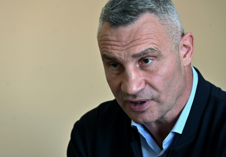 Vitali Klitschko, lors d'une interview avec l'AFP à la mairie de Kiev, le 8 octobre 2026  ( AFP / Sergei SUPINSKY )