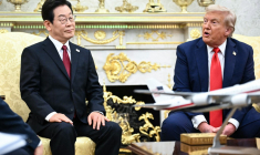 Le président sud-coréen Lee Jae Myung et le président américain Donald Trump à Washington DC, le 25 août 2025. ( AFP / MANDEL NGAN )