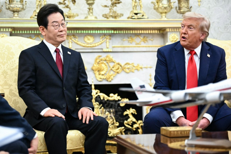 Le président sud-coréen Lee Jae Myung et le président américain Donald Trump à Washington DC, le 25 août 2025. ( AFP / MANDEL NGAN )