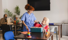 Les tarifs des Ehpad varient fortement selon le type d’établissement et la région. ( crédit photo : Getty Images )