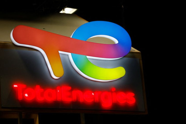 Un logo de TotalEnergies à Paris