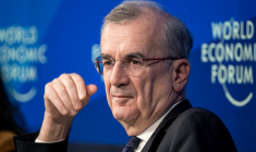 François Villeroy de Galhau à Davos, en Suisse, le 16 janvier 2024. ( AFP / FABRICE COFFRINI )