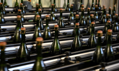 ( AFP / BERTRAND GUAY )