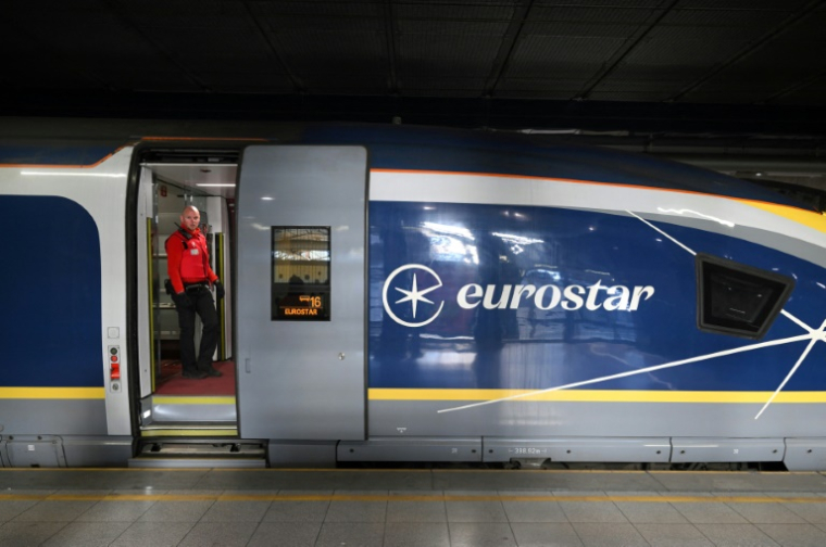 Un Eurostar à la gare de Bruxelles-Midi le 2 avril 2025 ( AFP / NICOLAS TUCAT )