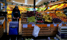 Un marché de fruits et légumes à Barcelone