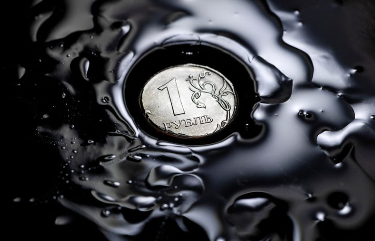 LA BANQUE CENTRALE DE RUSSIE ABAISSE PAR SURPRISE SON TAUX DIRECTEUR À 17%