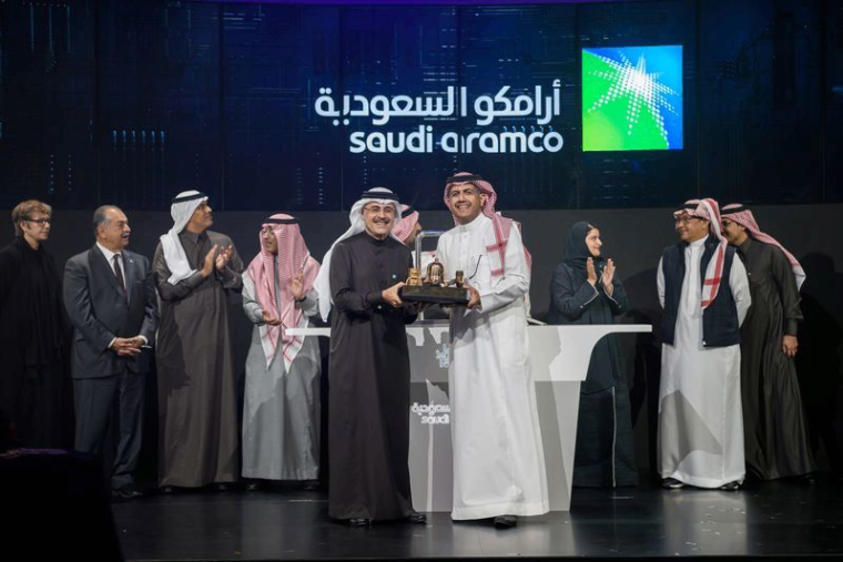 L'ACTION SAUDI ARAMCO BONDIT POUR SES DÉBUTS, APRÈS LA PLUS IMPORTANTE IPO AU MONDE