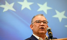 L’ex-candidat à la présidentielle vénézuélienne Enrique Marquez lors d’une conférence de presse à Caracas, le 27 février 2026. ( AFP / Juan BARRETO )