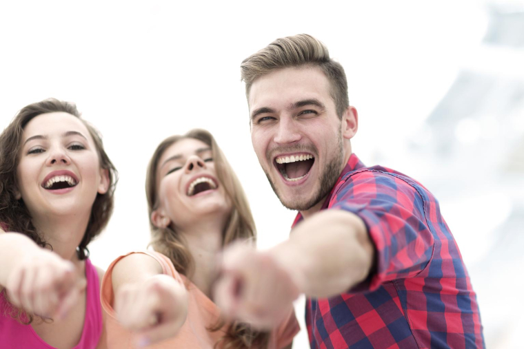 Votre banque propose des solutions pour placer votre argent épargné. Certaines sont très avantageuses et se rendent indispensables. ( crédit photo : ASDF_MEDIA/Shutterstock / ASDF_MEDIA )