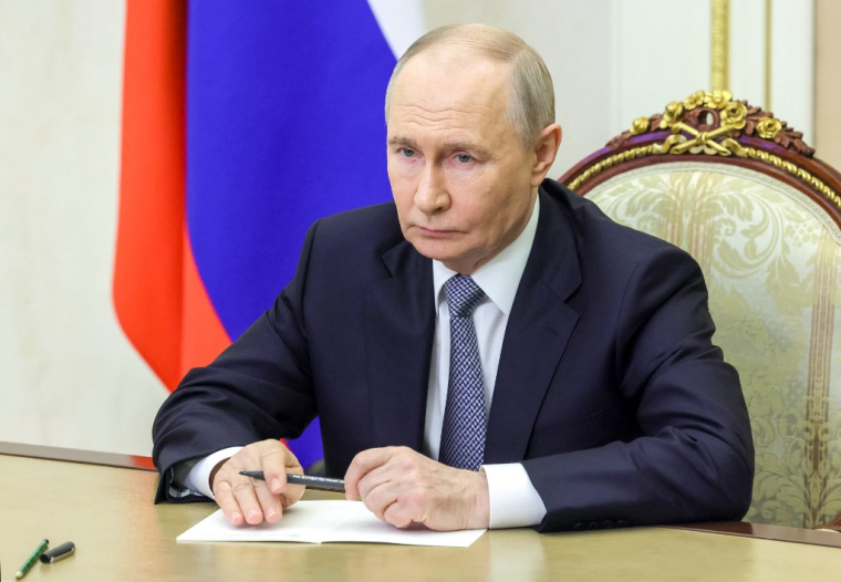 Vladimir Poutine, à Moscou, le 12 mai 2026 (agence d'Etat) ( POOL / MIKHAIL METZEL )