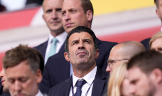 Luís Figo ne comprend pas qu’on puisse fêter les 50 ans de la mort de Franco