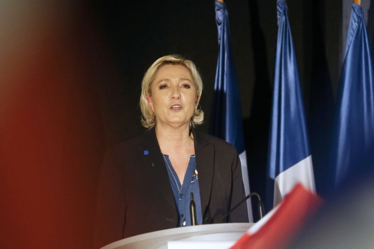 MARINE LE PEN LARGEMENT EN TÊTE AU PREMIER TOUR, SELON UN SONDAGE OPINIONWAY