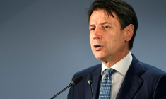 CONTE DÉNONCE LES PROJETS D'ARCELORMITTAL EN ITALIE