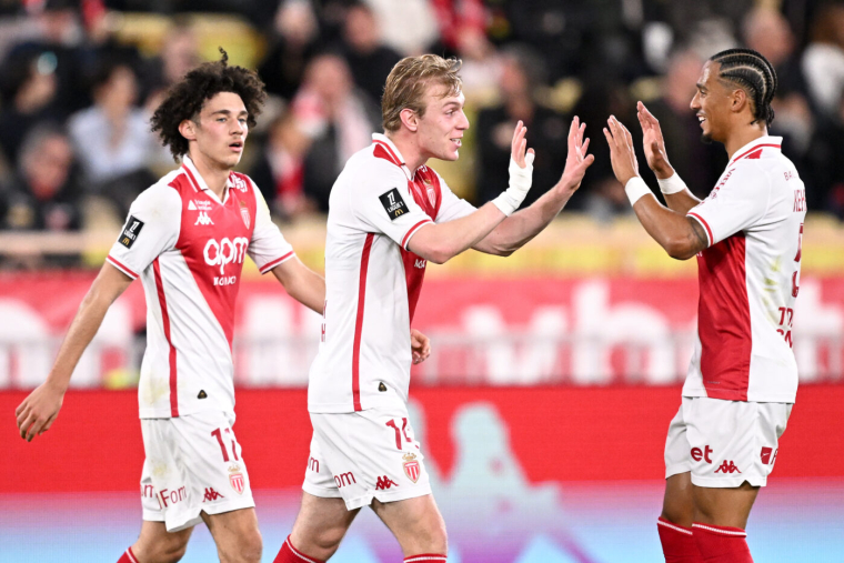 Mika Biereth et Monaco font danser Reims