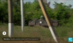 Ukraine: Von der Leyen à Kiev, promet un prêt de 35 milliards d'euros