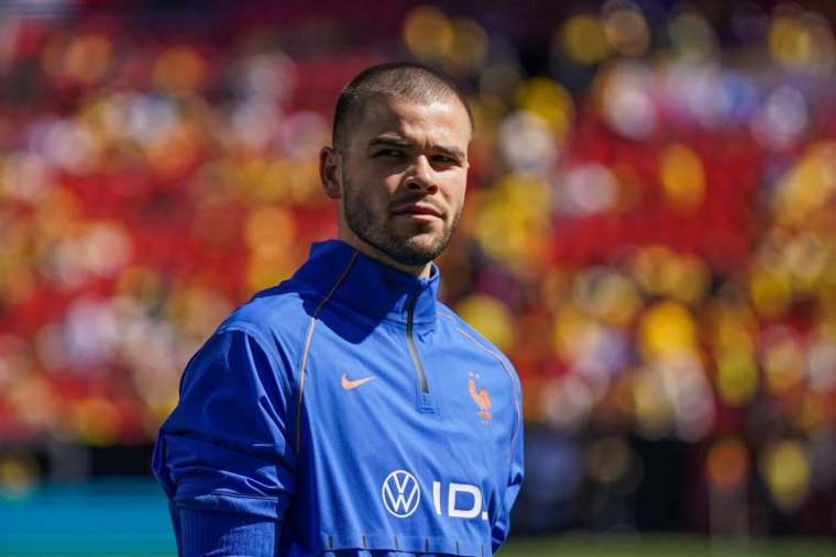 Et si Lucas Chevalier loupait la Coupe du monde ?