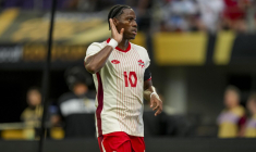 L'entourage de Jonathan David est vraiment très gourmand