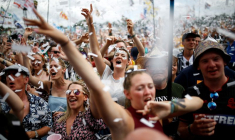 LE FESTIVAL DE GLASTONBURY ANNULÉ POUR LA DEUXIÈME ANNÉE