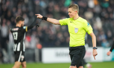 Pourquoi l'arbitre d'Angers-Toulouse est le clown du week-end
