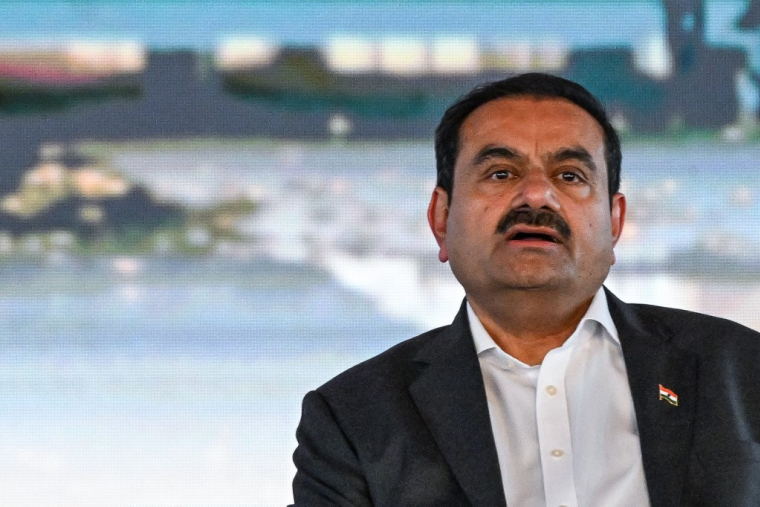 Gautam Adani à Mumbai le 8 octobre 2025.  ( AFP / PUNIT PARANJPE )