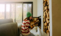 De bons réflexes permettent d’éviter les arnaques lors des commandes de bois de chauffage. ( crédit photo : Getty Images )